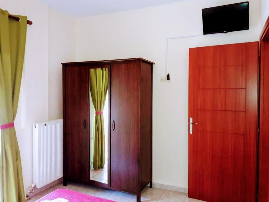 Giorgos Apartments Skala Fourkas Phòng bức ảnh