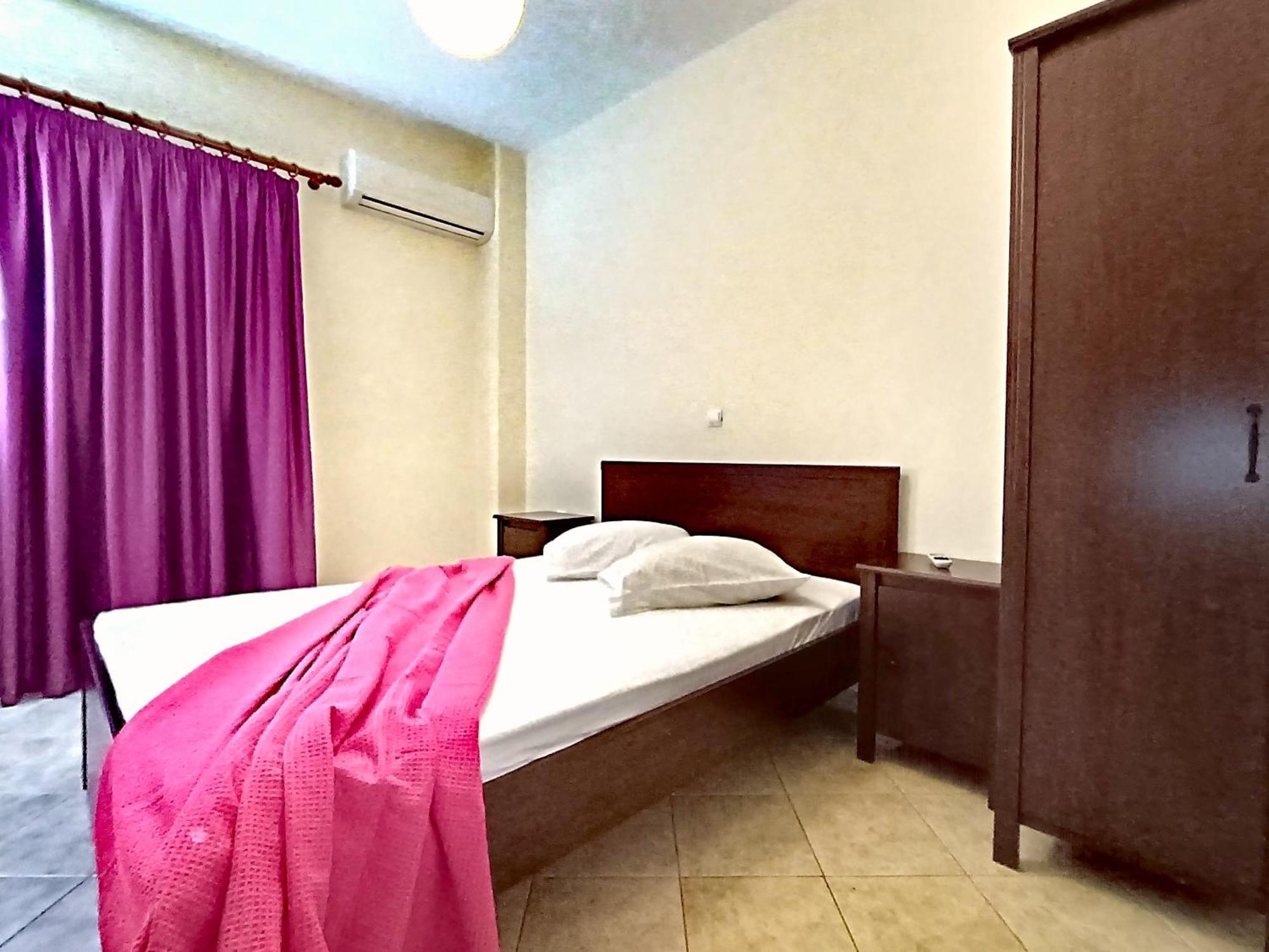 Giorgos Apartments Skala Fourkas Ngoại thất bức ảnh