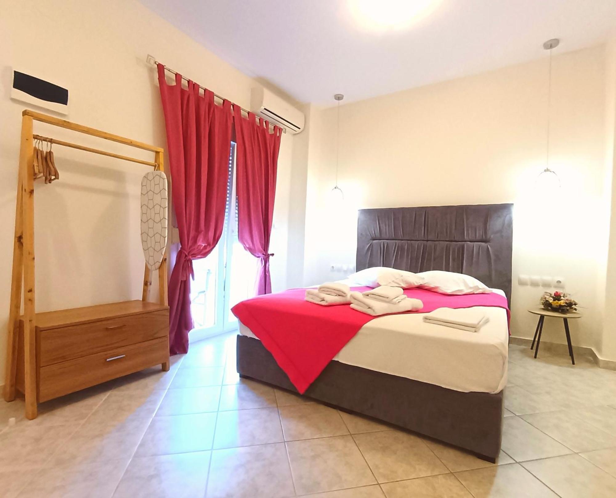 Giorgos Apartments Skala Fourkas Ngoại thất bức ảnh